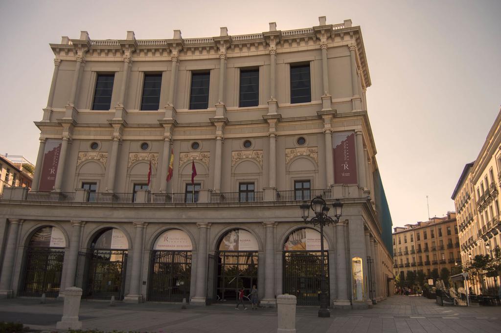Smartrental Madrid Gran Via Apartments Luaran gambar