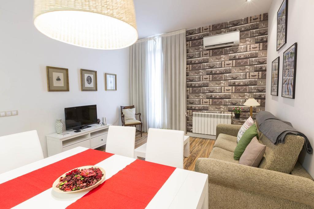 Smartrental Madrid Gran Via Apartments Luaran gambar
